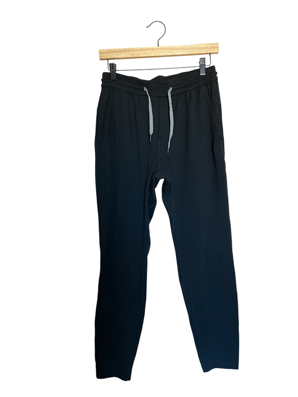 Lululemon men’s black joggers size Small
